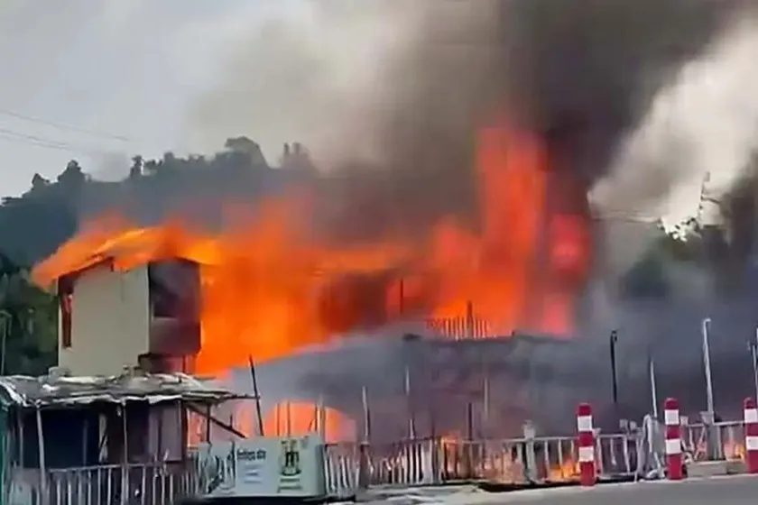 কক্সবাজারে রিসোর্টে আগুনে মৃতের সংখ্যা বেড়ে ৬