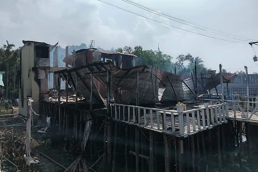 কক্সবাজারে রিসোর্টে অগ্নিকাণ্ডে মৃতের সংখ্যা বেড়ে ১০